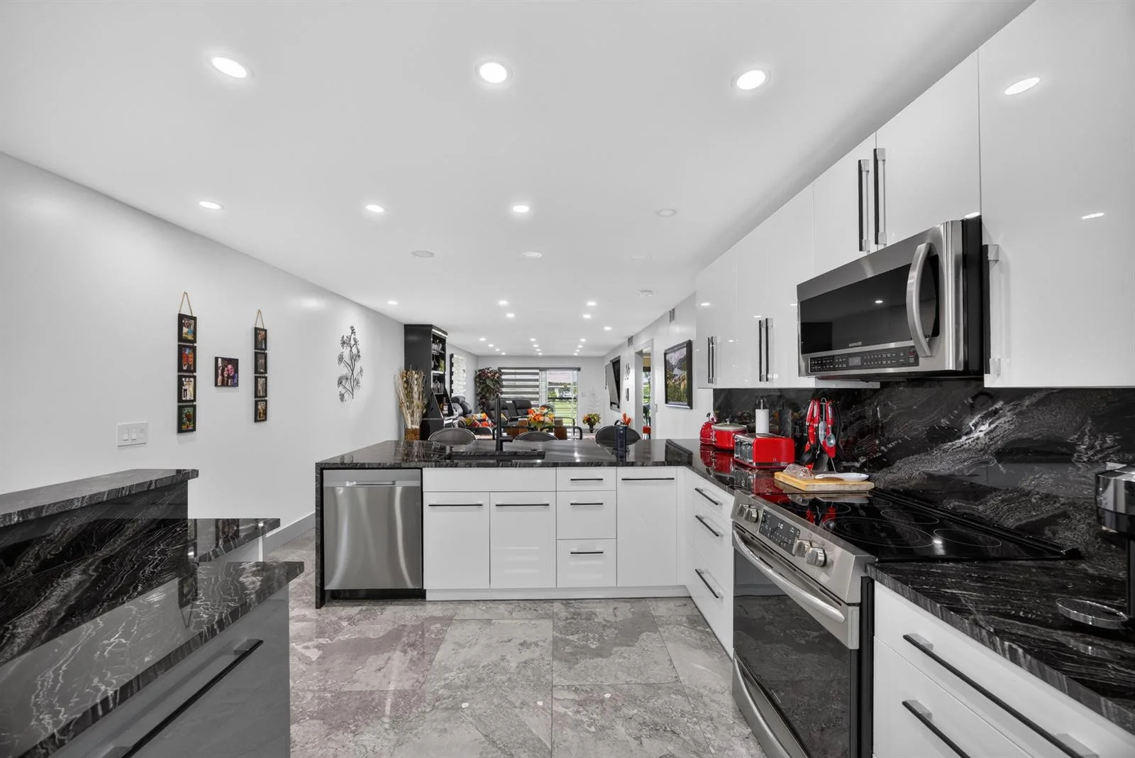 2903 VICTORIA Circle # O4, Coconut Creek, FL 33066 photo 3