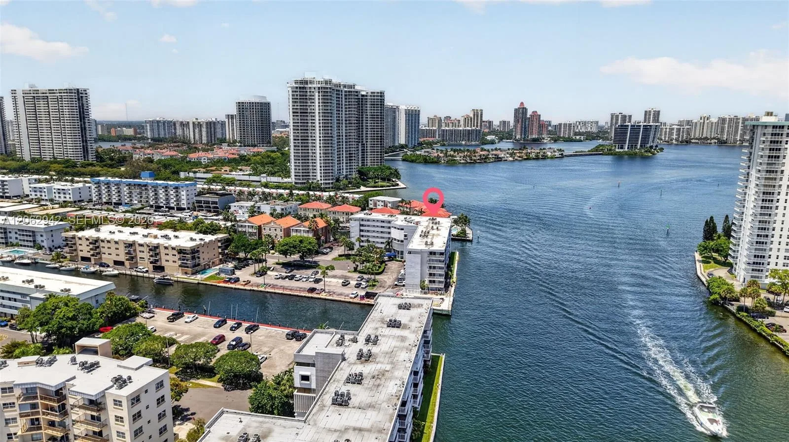 4000 NE 170th St # 606, North Miami Beach, FL 33160 photo 6