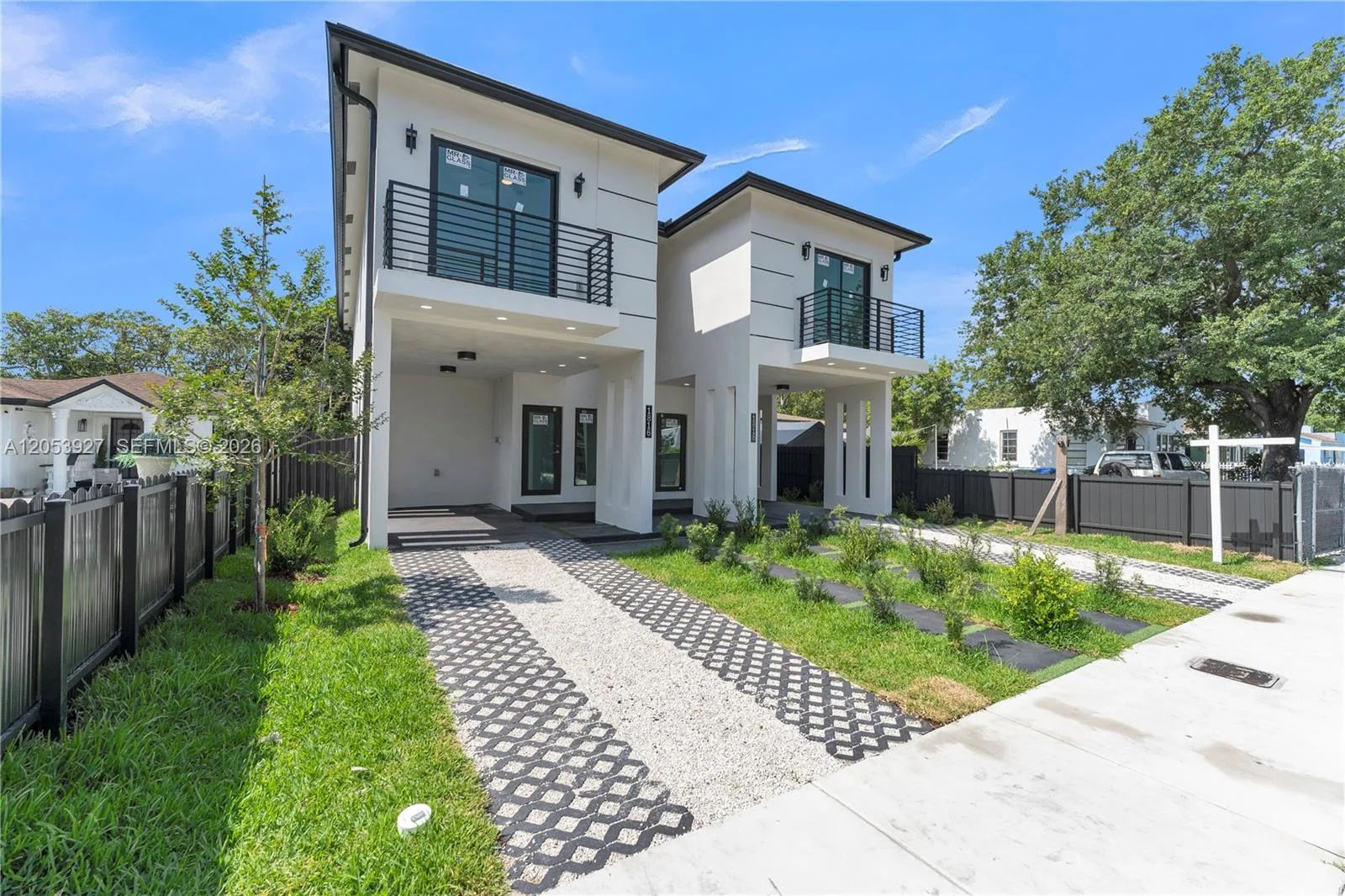 1818 NW 49th St, Miami, FL 33142 photo 2