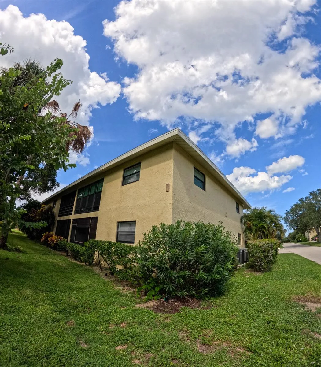 400 18th Street # D, Vero Beach, FL 32960 photo 9