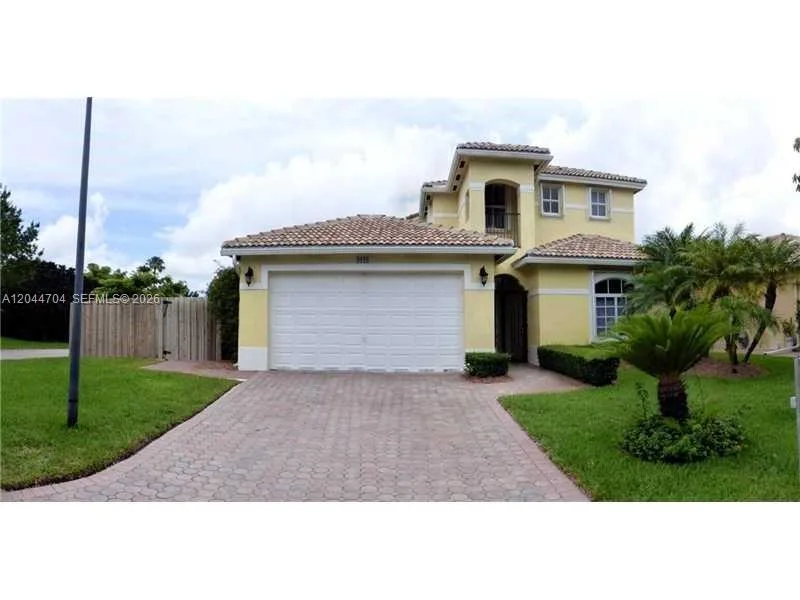 9026 SW 160th Ter, Palmetto Bay, FL 33157 photo 4