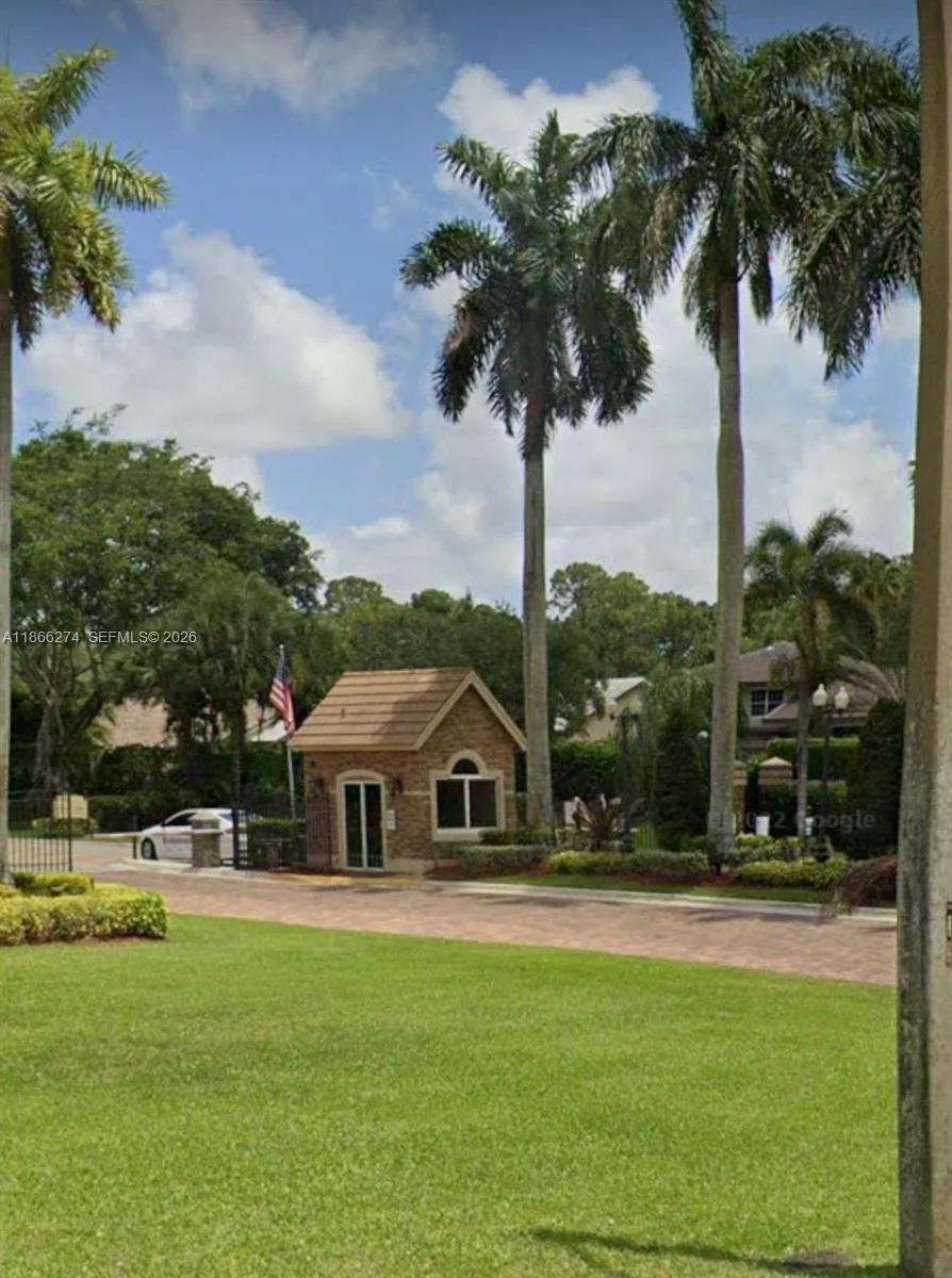 8280 NW 43 St, Coral Springs, FL 33065 photo 4