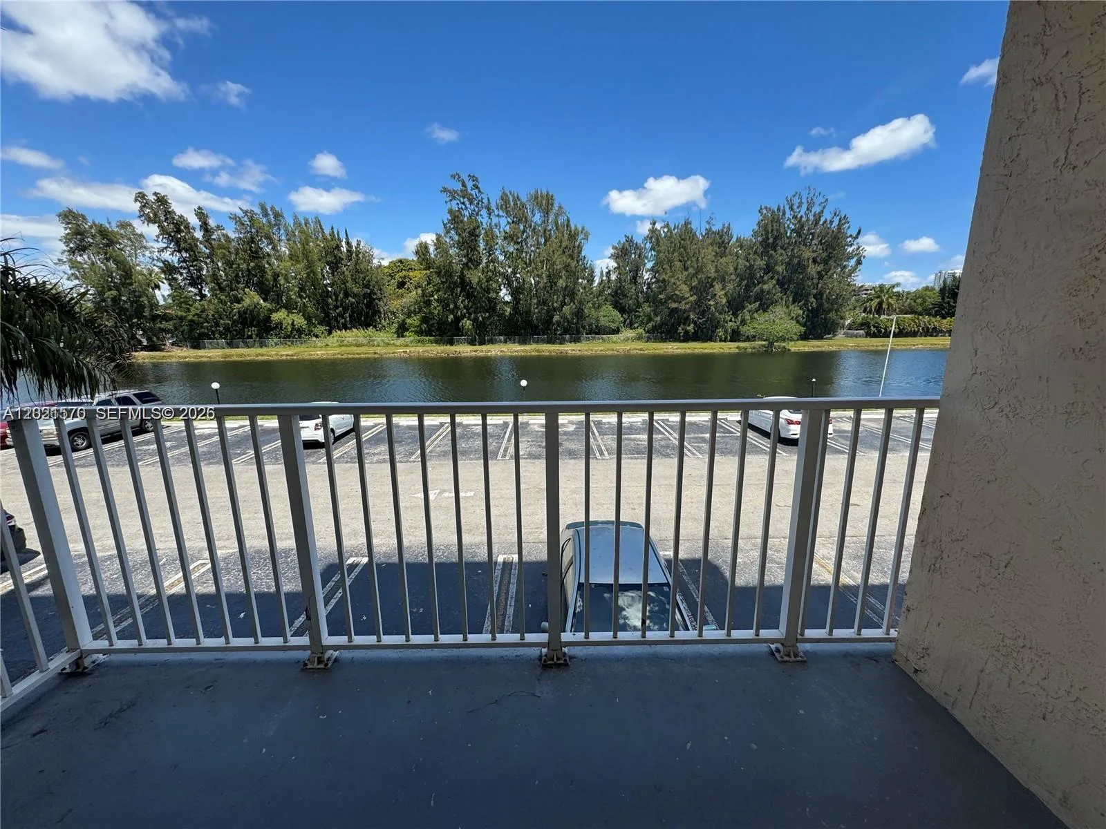 16465 NE 22nd Ave # 405, North Miami Beach, FL 33160