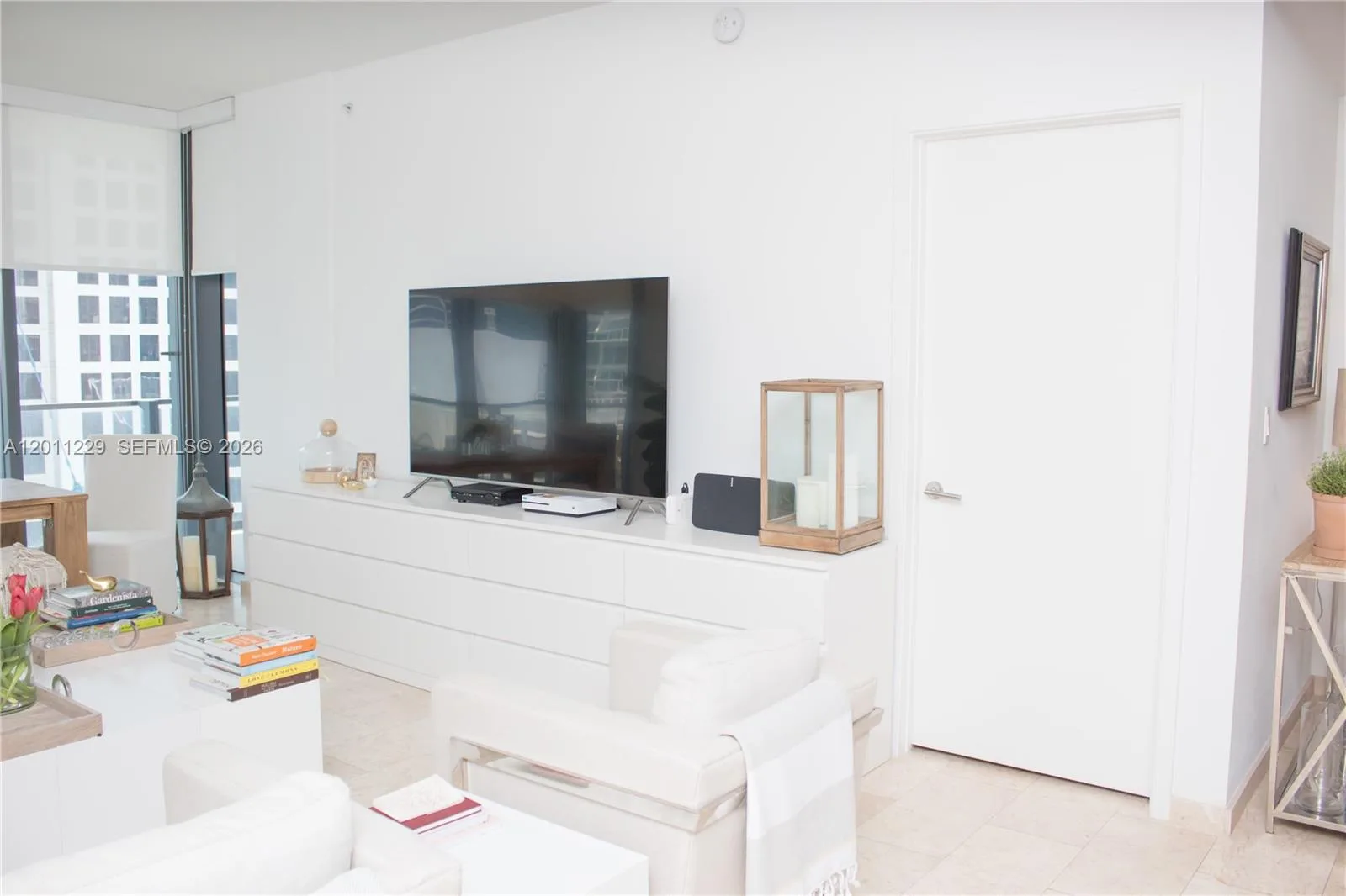 68 SE 6th St # 2209, Miami, FL 33131 photo 13