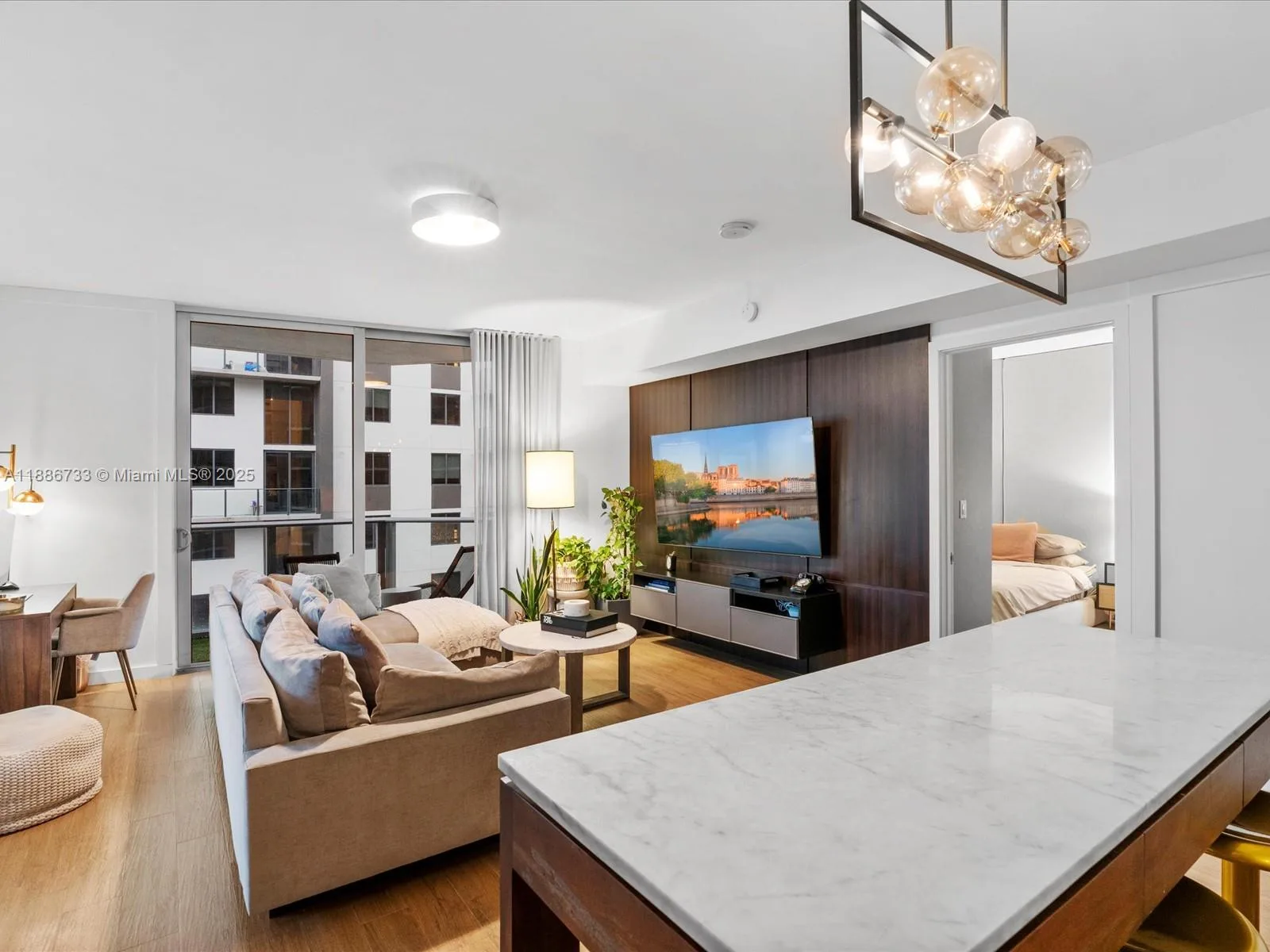 1010 SW 2nd Ave # 1908, Miami, FL 33130 photo 7