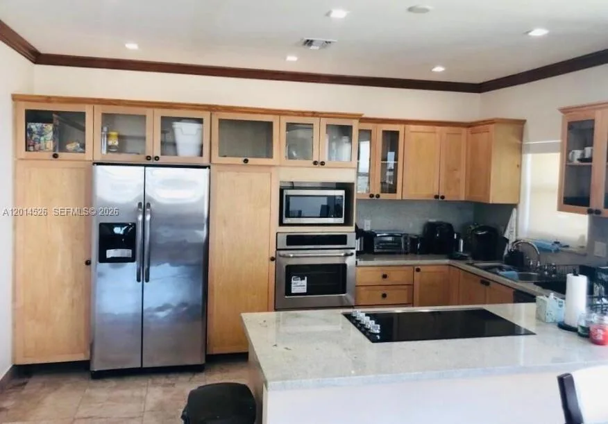 2780 NE 183rd St # PH01, Aventura, FL 33160