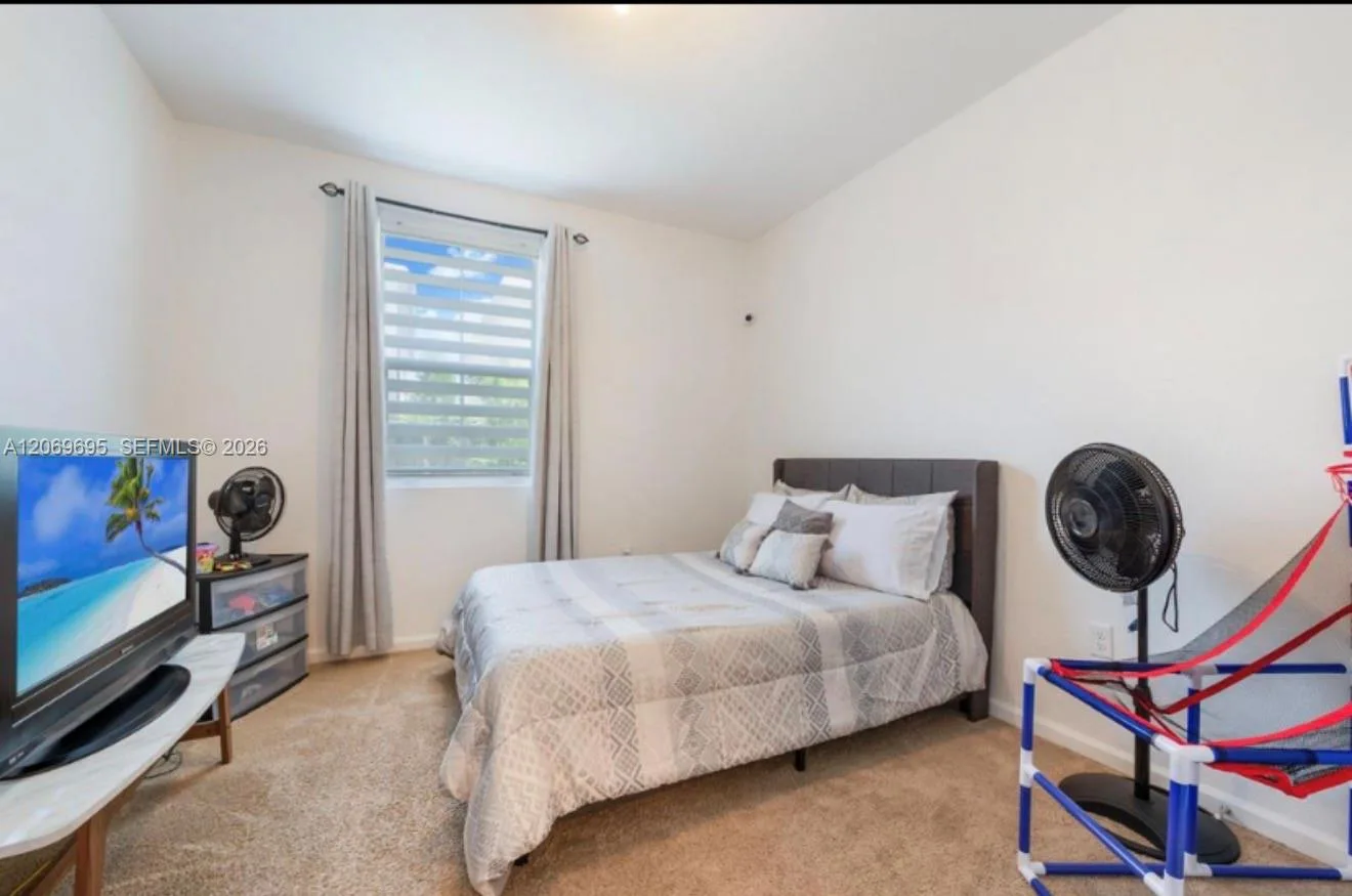 1443 SE 26th Ave, Homestead, FL 33035 photo 9
