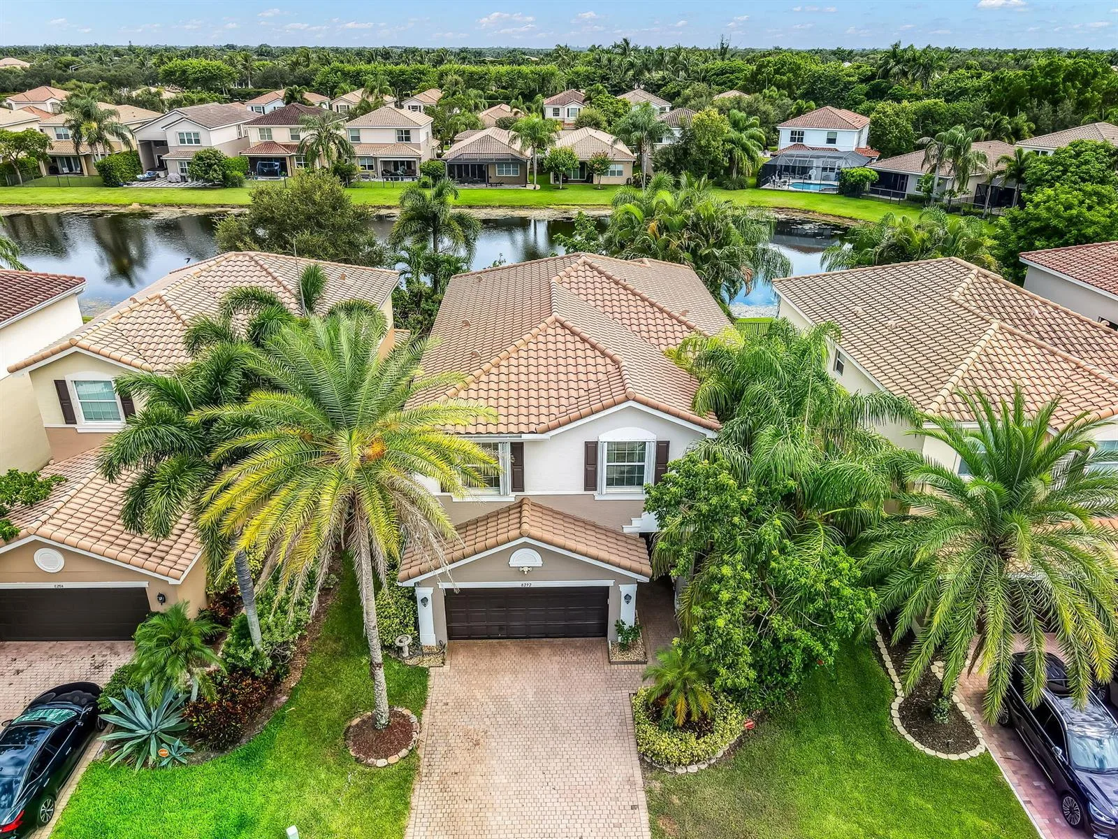 8292 Calabria Lakes Drive, Boynton Beach, FL 33473 photo 2