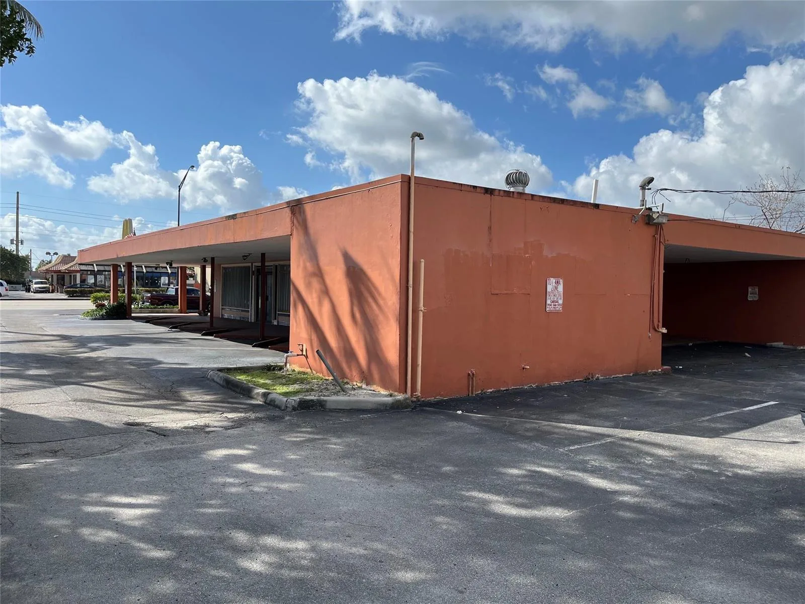 1361 E Commercial Boulevard, Oakland Park, FL 33334 photo 3