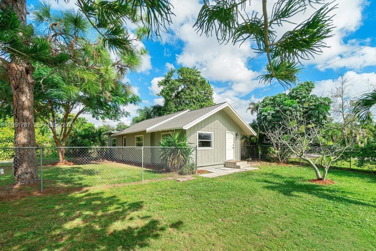 4279 Narcissus Ave, Lake Worth, FL 33461