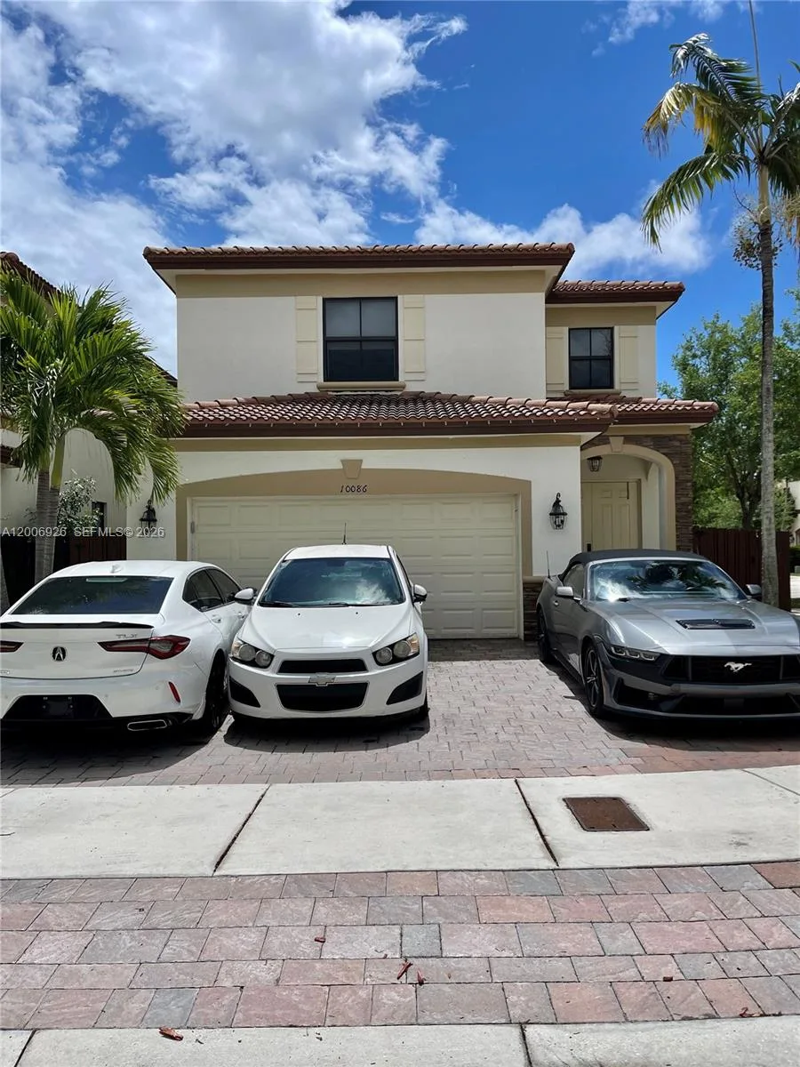 10086 NW 89th Ter, Doral, FL 33178 photo 2
