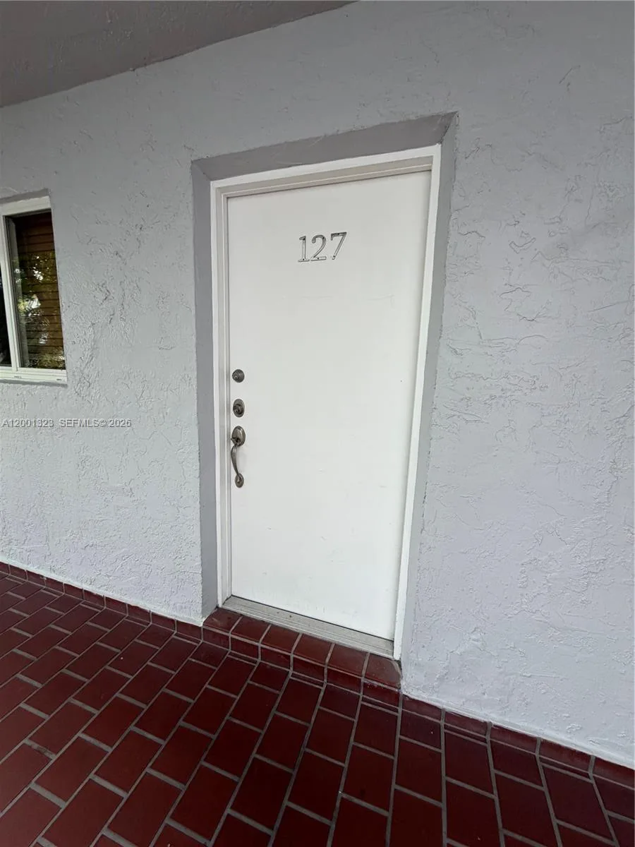 100 Edgewater Dr # 127, Coral Gables, FL 33133 photo 4