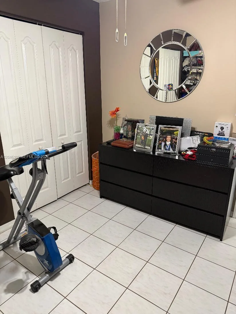 19554 NW 79th Pl, Hialeah, FL 33015 photo 6