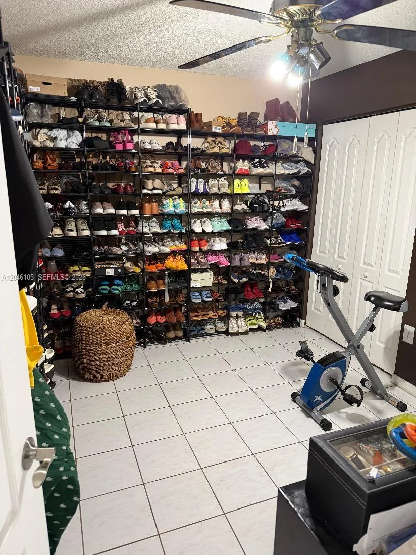 19554 NW 79th Pl, Hialeah, FL 33015 photo 7