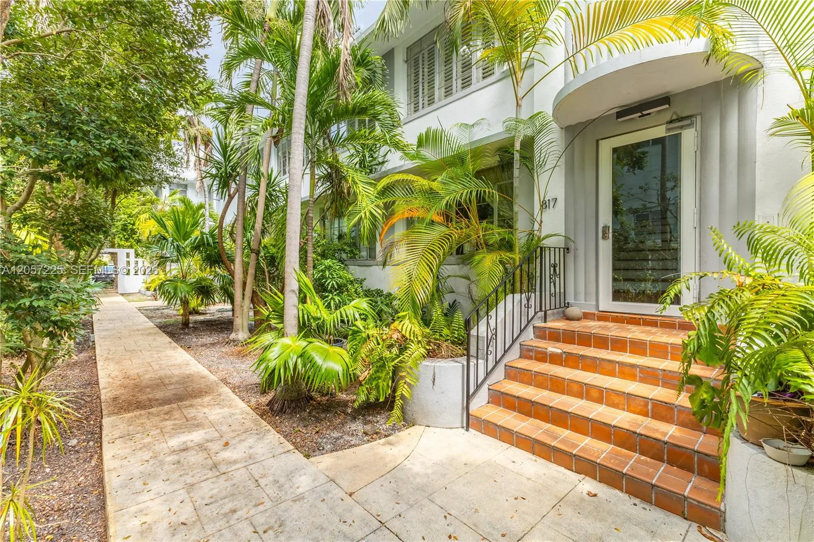 817 Lenox Ave # 6, Miami Beach, FL 33139