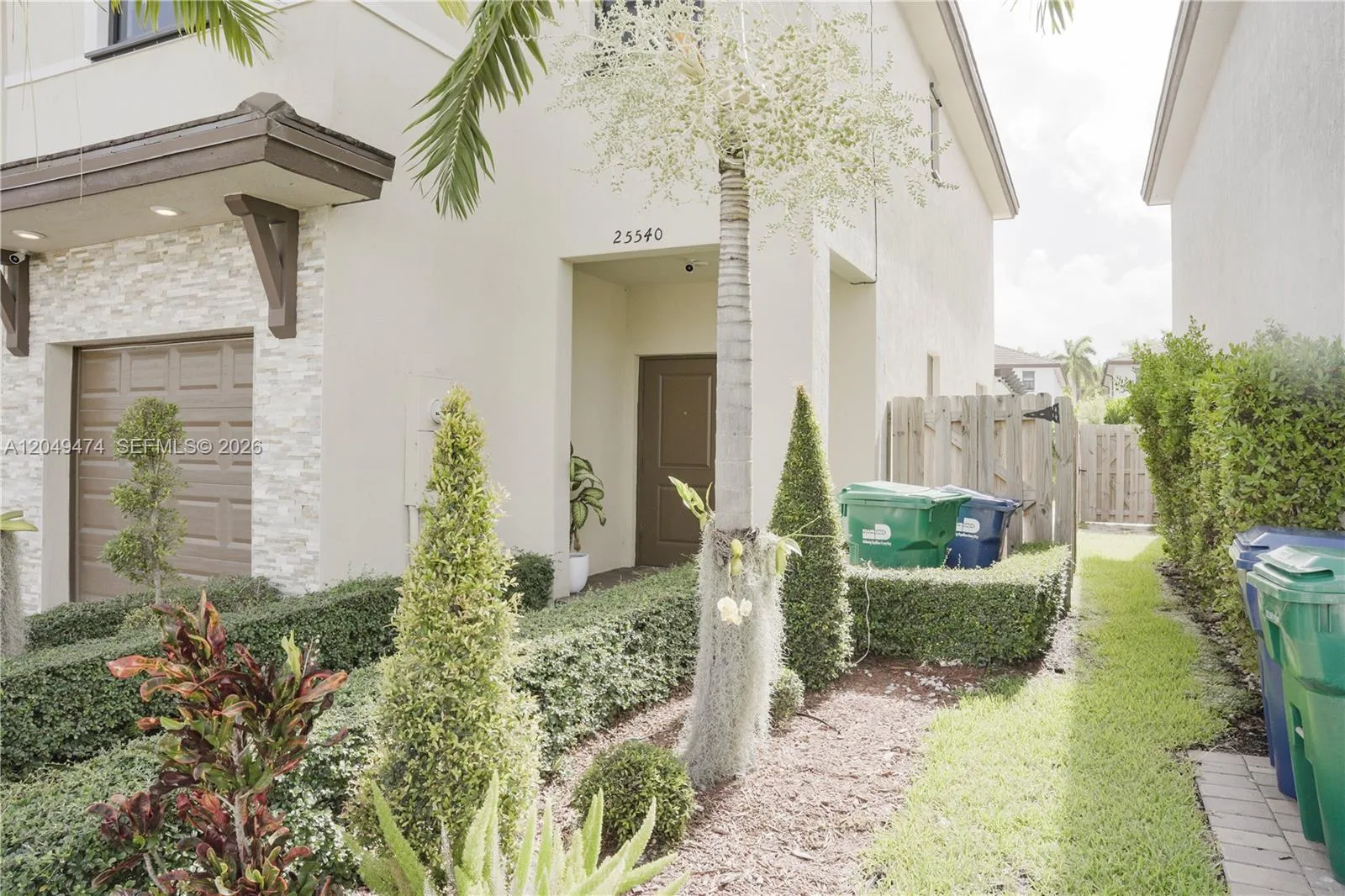 25540 SW 108th Ct, Homestead, FL 33032 photo 2