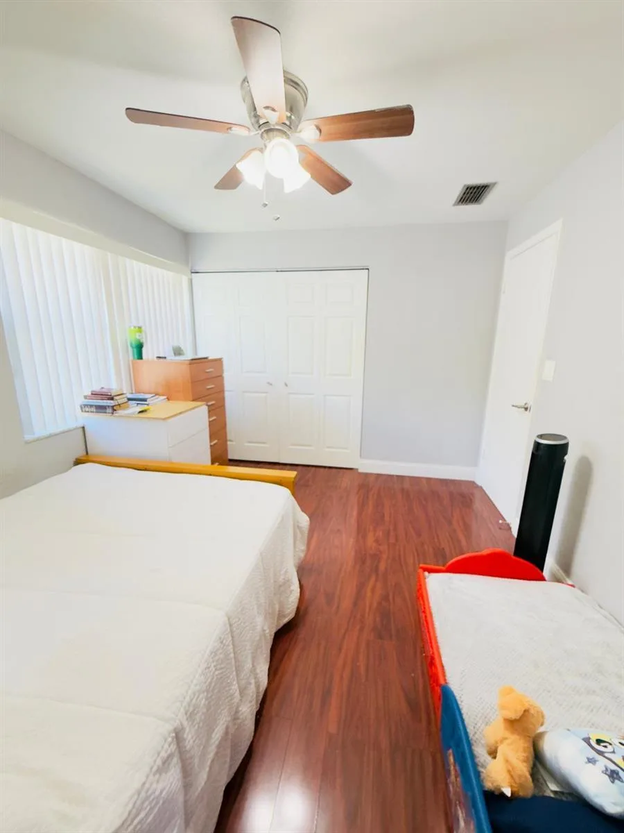5545 N Lakewood Circle N # 425, Margate, FL 33063 photo 13