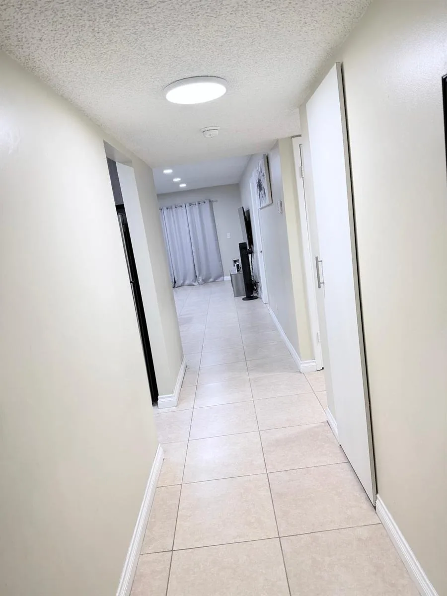 5545 N Lakewood Circle N # 425, Margate, FL 33063 photo 2