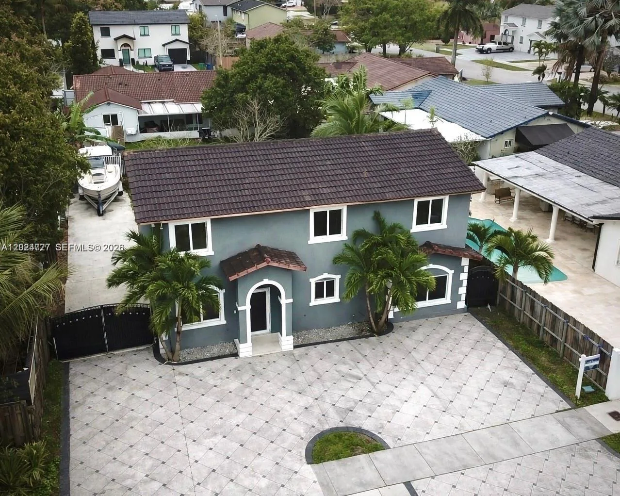 15302 SW 180th Ter, Miami, FL 33187