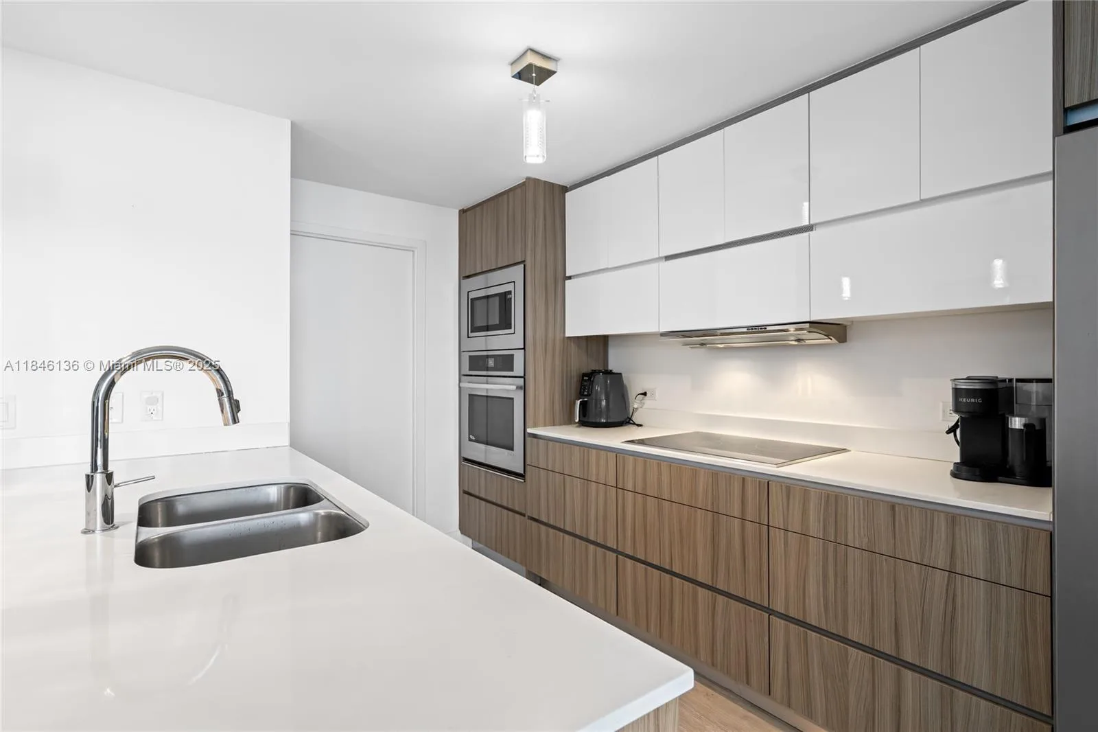 600 NE 27th St # 1803, Miami, FL 33137 photo 11