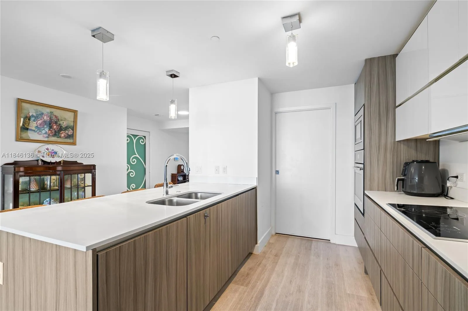 600 NE 27th St # 1803, Miami, FL 33137 photo 12