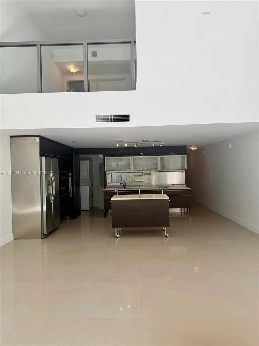 6000 Collins Ave # 313, Miami Beach, FL 33140 photo 8