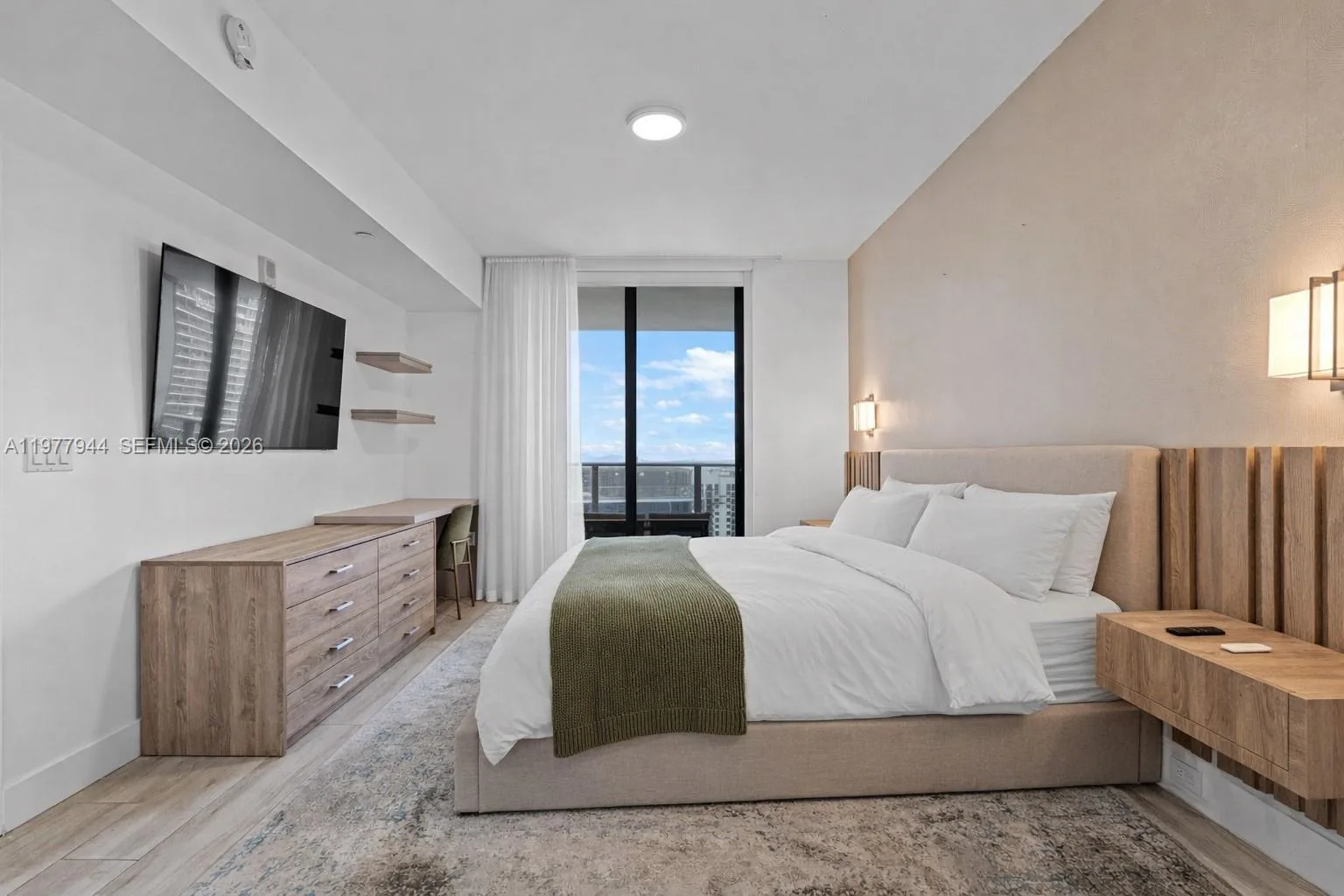 1010 Brickell Ave # 4009, Miami, FL 33131 photo 10