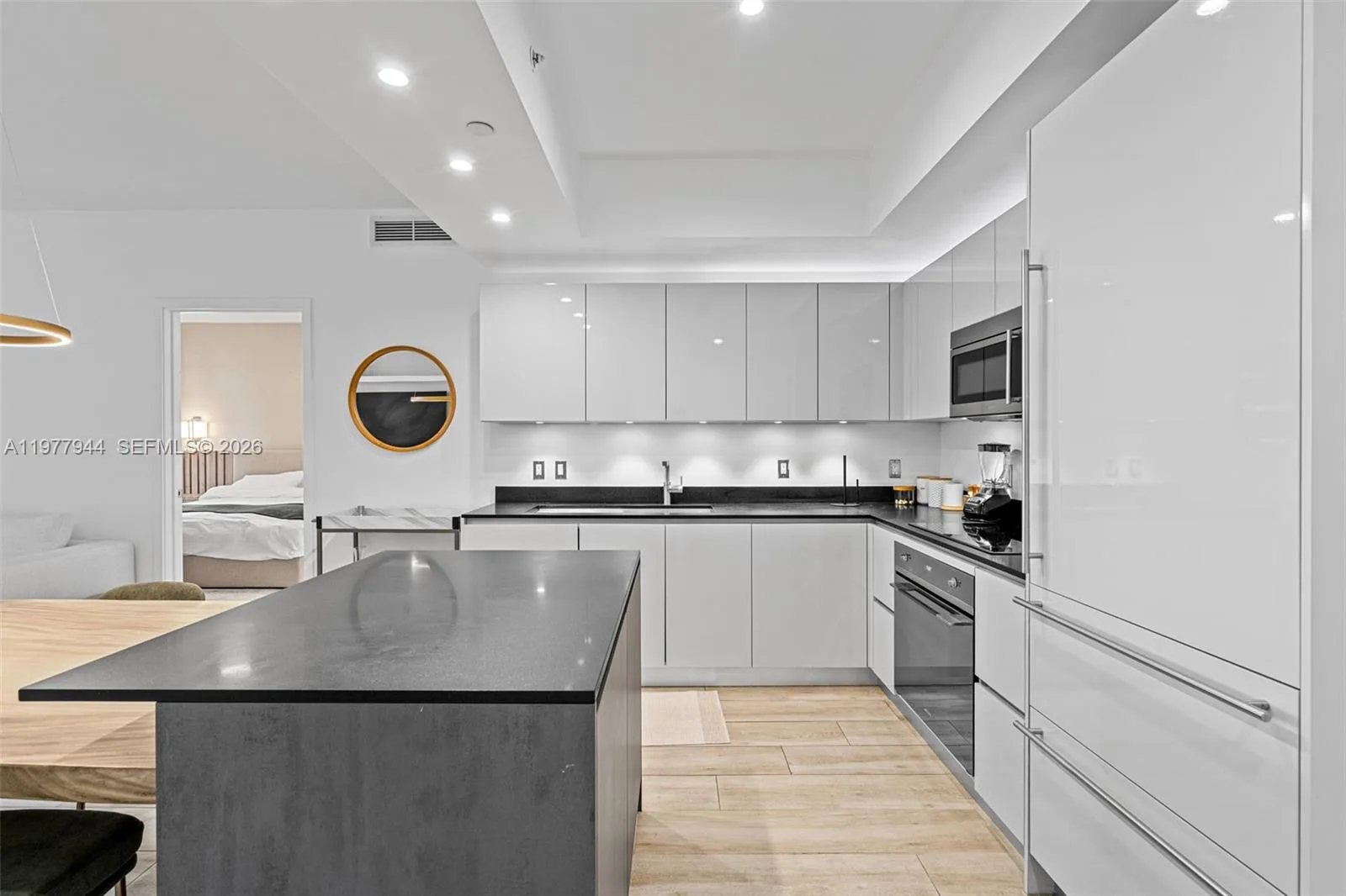1010 Brickell Ave # 4009, Miami, FL 33131 photo 7