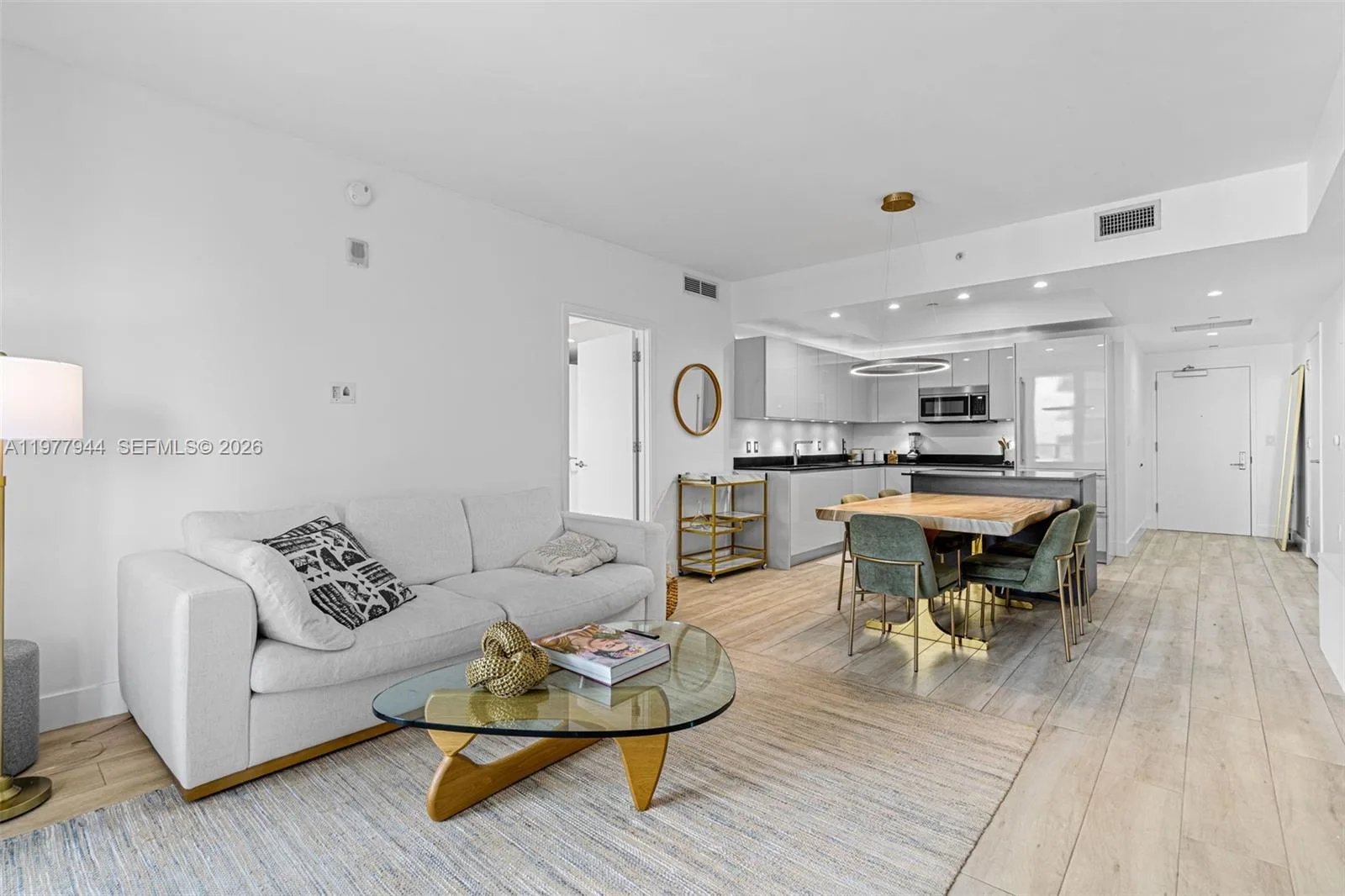 1010 Brickell Ave # 4009, Miami, FL 33131 photo 9