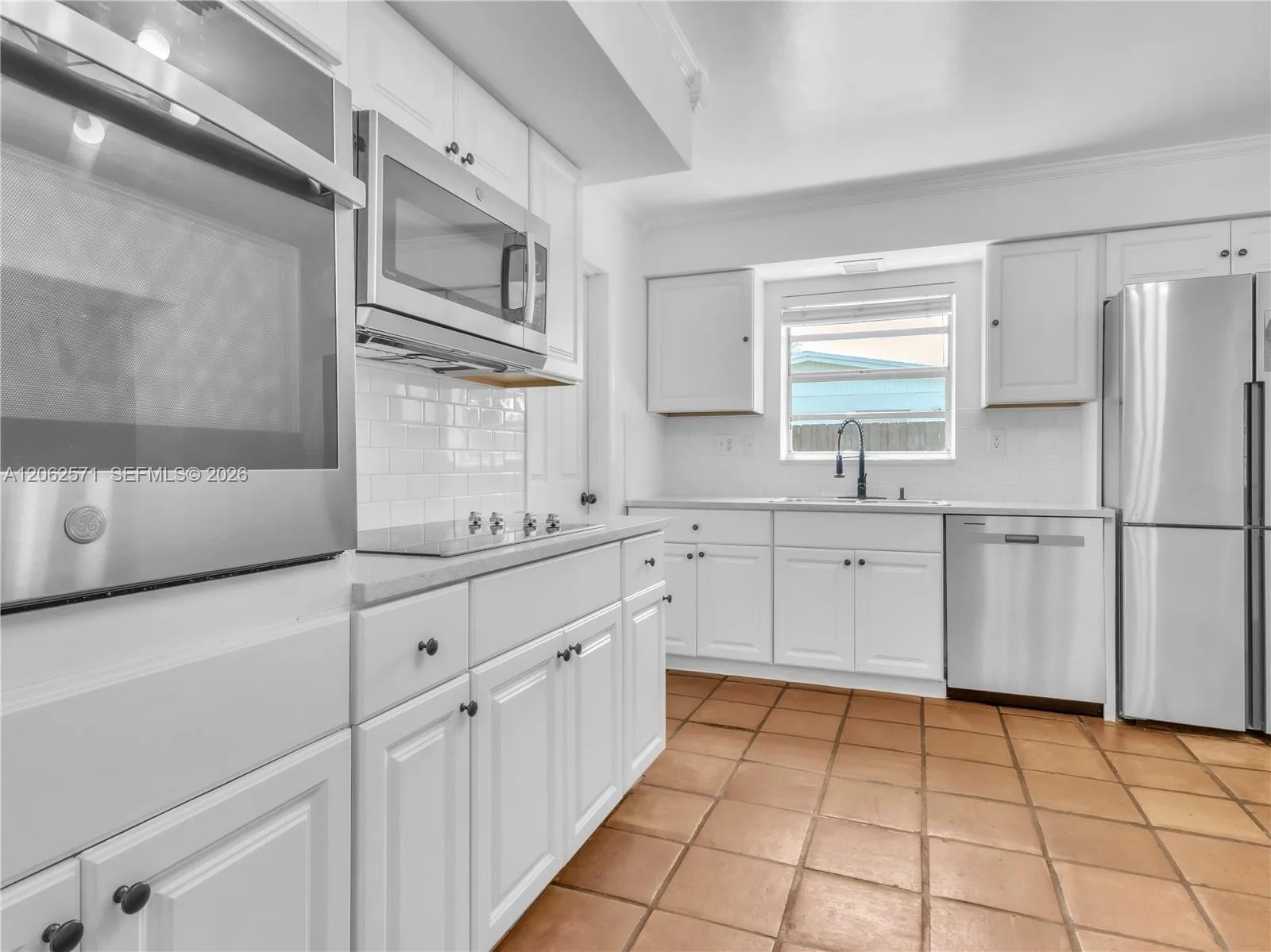 10015 SW 85th Ter, Miami, FL 33173 photo 3