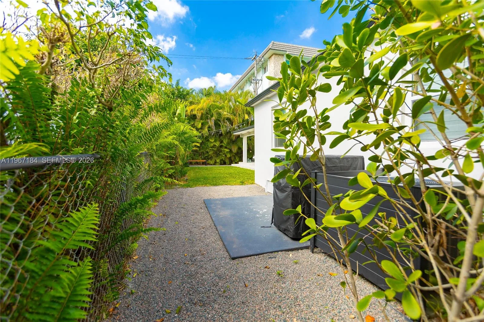 814 Monterey St, Coral Gables, FL 33134 photo 11