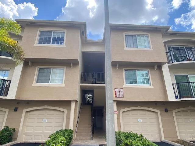 1700 CRESTWOOD Court S # 1708, Royal Palm Beach, FL 33411