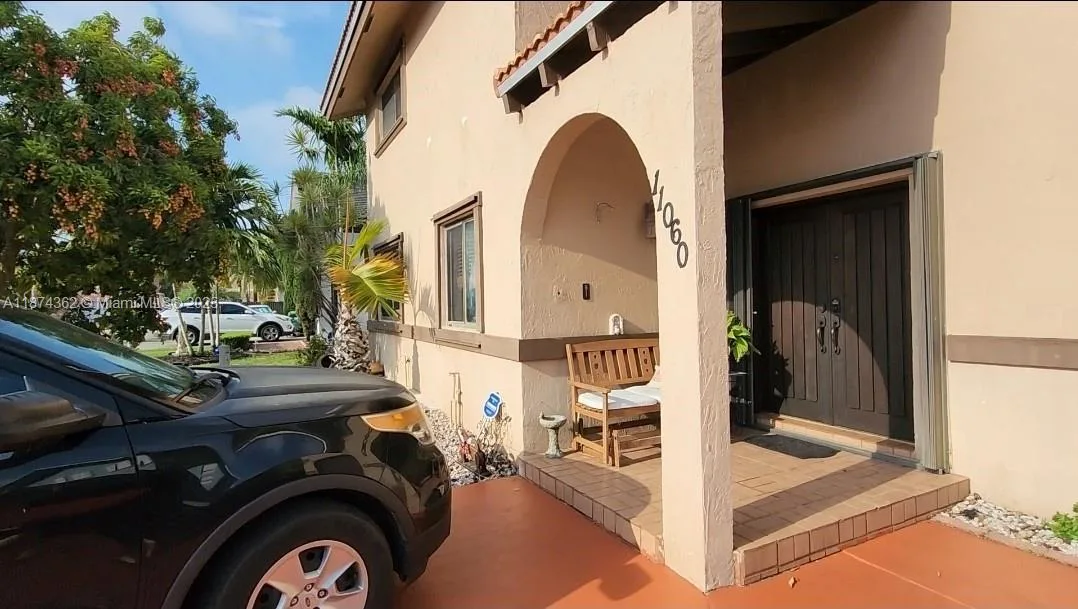 11060 SW 143rd Pl, Miami, FL 33186 photo 2