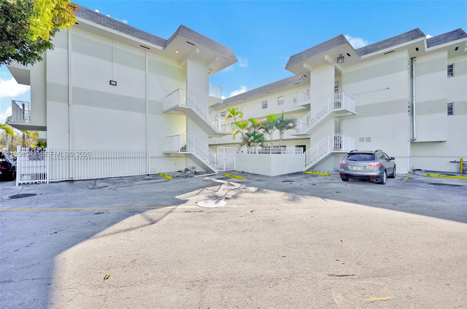 12890 NE 8th Ave # 208, North Miami, FL 33161 photo 12