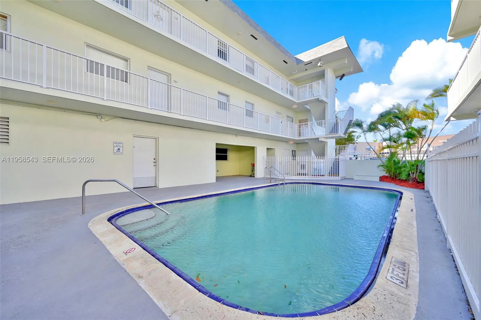 12890 NE 8th Ave # 208, North Miami, FL 33161 photo 3