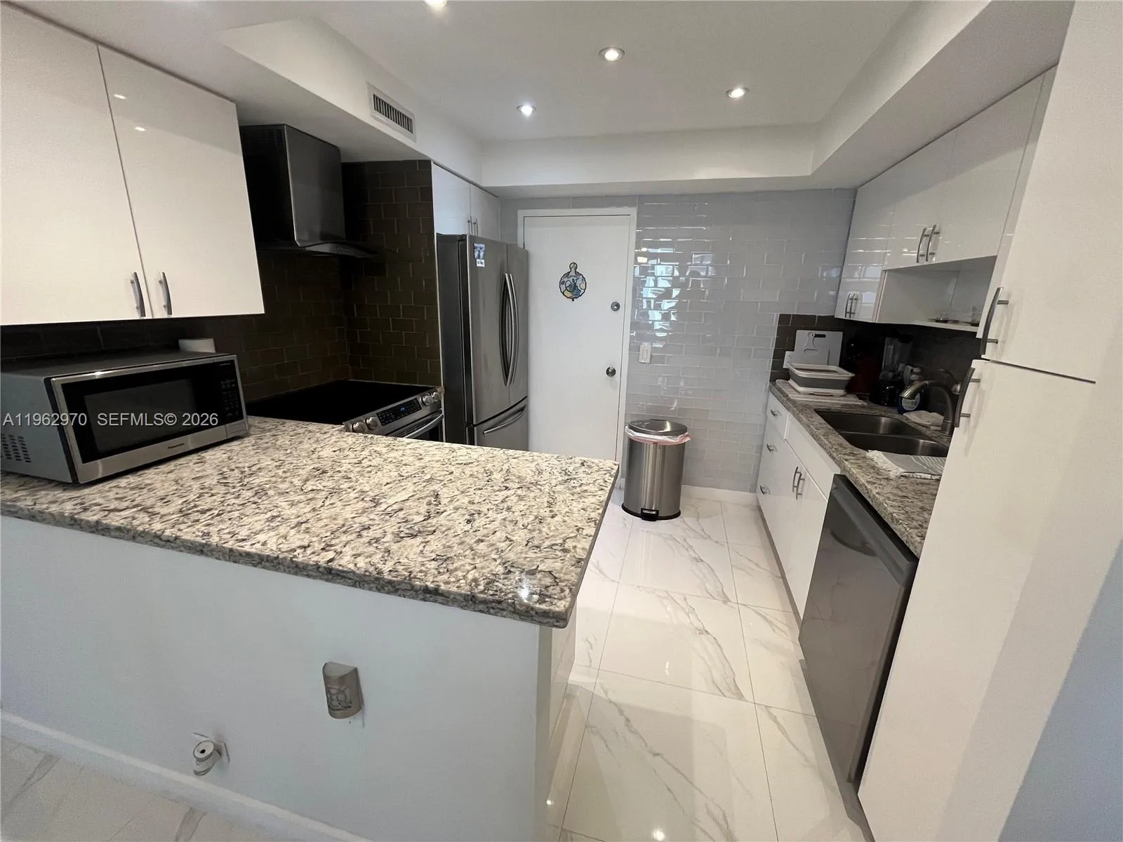 3505 S Ocean Dr # 1510, Hollywood, FL 33019 photo 2