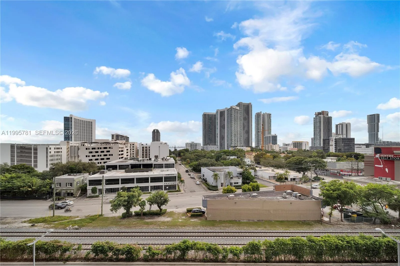 121 NE 34th St # L606, Miami, FL 33137 photo 13