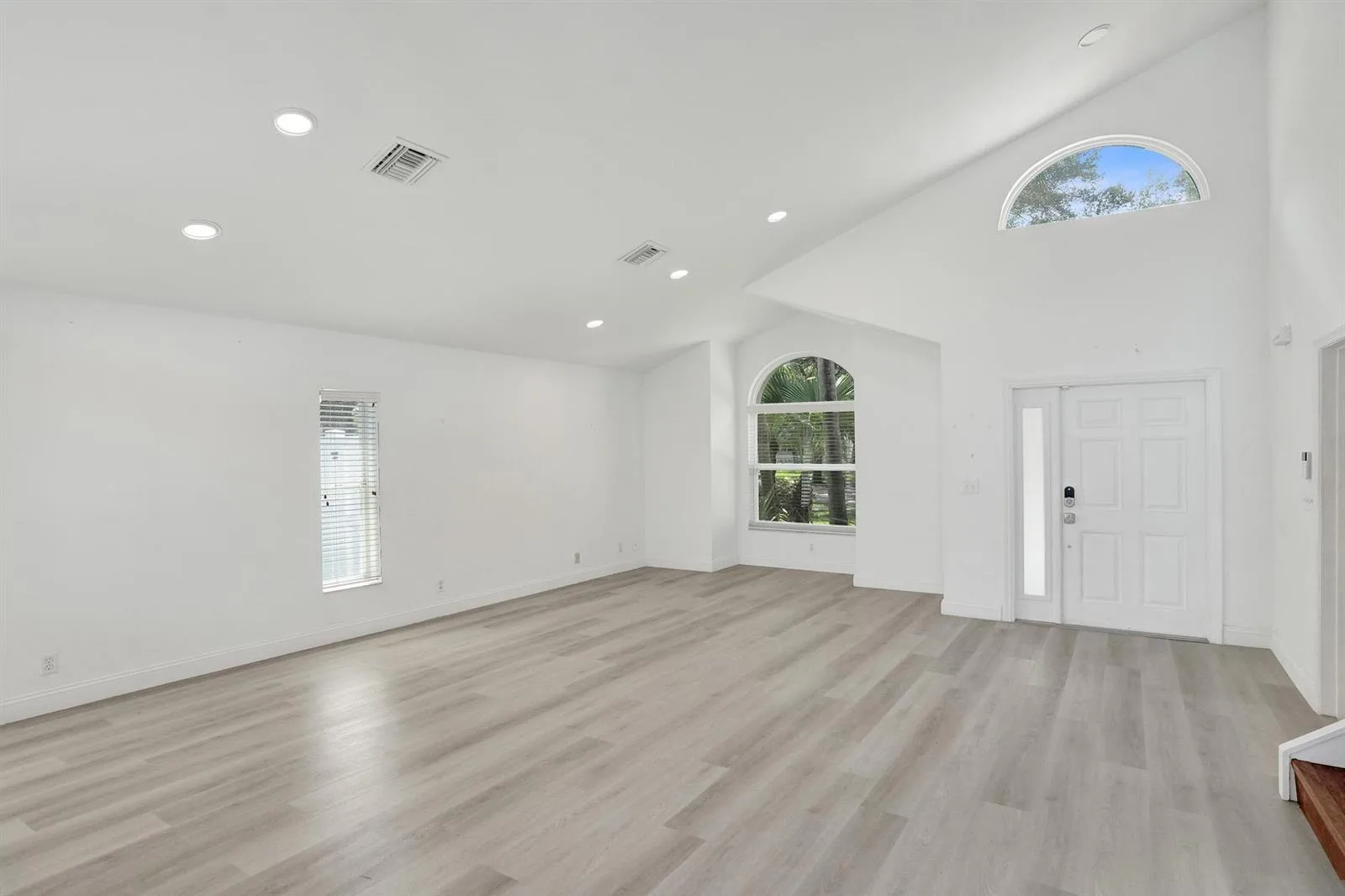 10729 EDINBURGH Street, Cooper City, FL 33026 photo 7