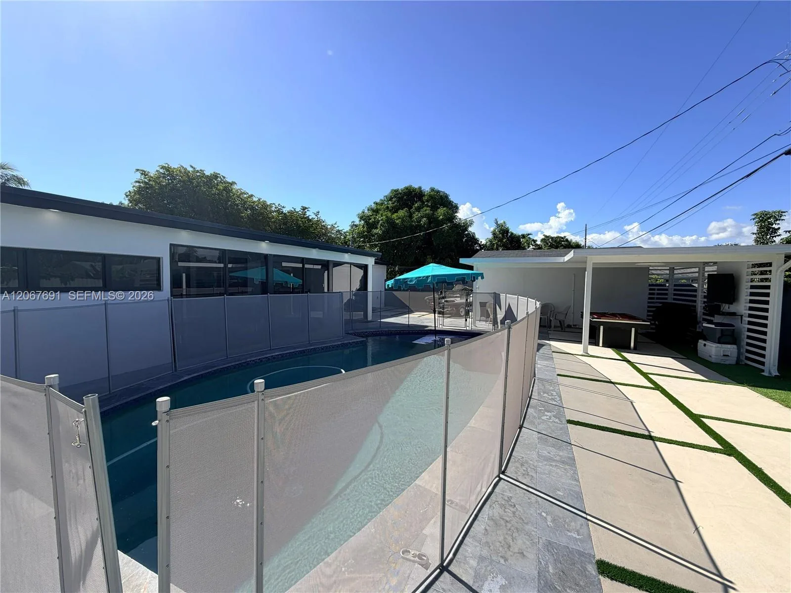 Listing photo 13