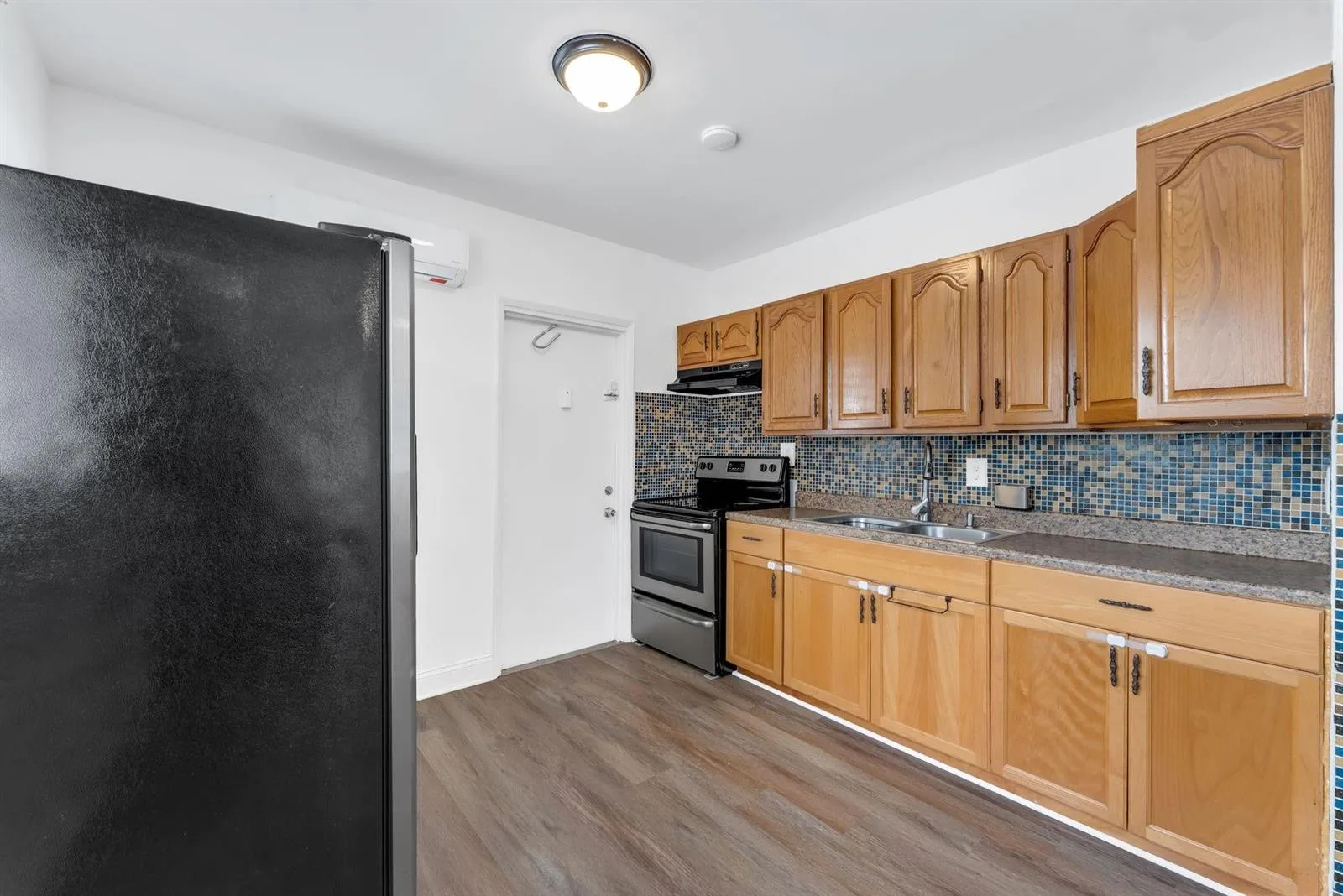 7401 Pines Boulevard # 201, Pembroke Pines, FL 33024 photo 7