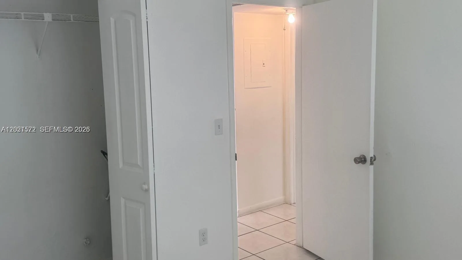 2715 W 66th St # 13-21, Hialeah, FL 33016 photo 6