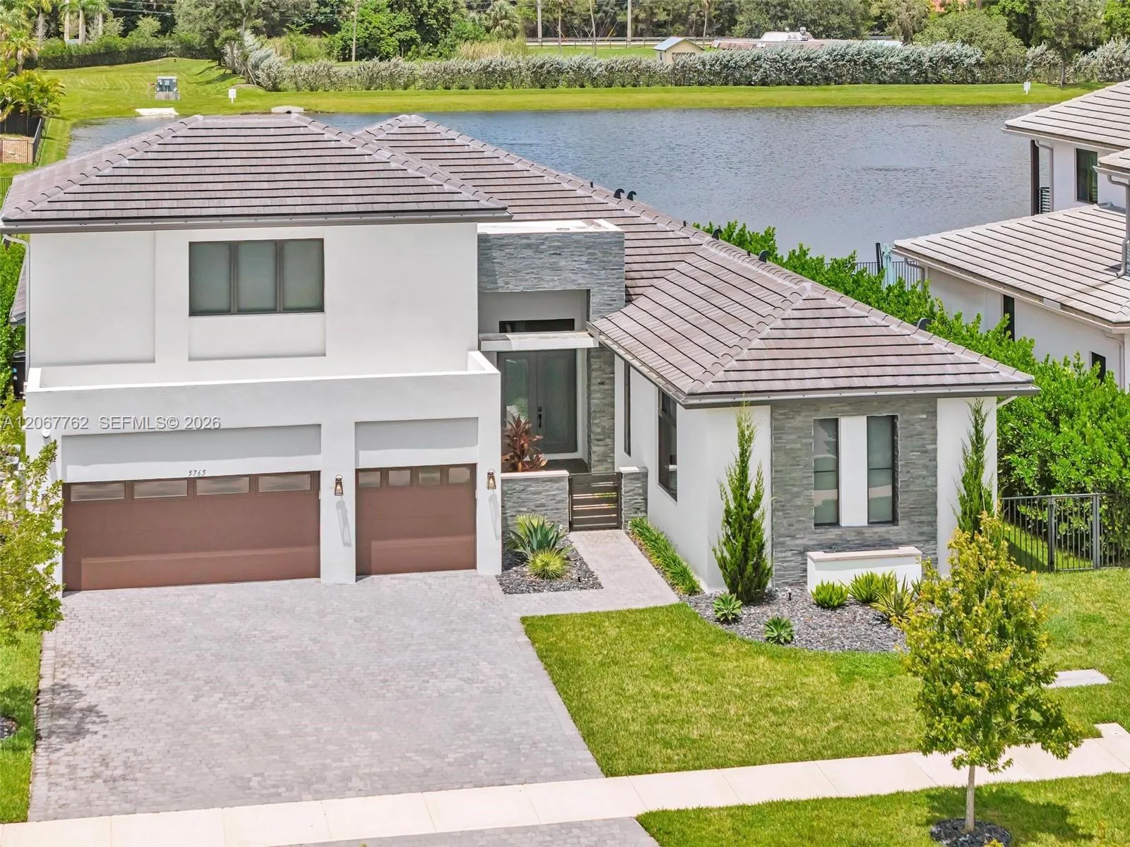 5765 SW 104th Ter, Cooper City, FL 33328
