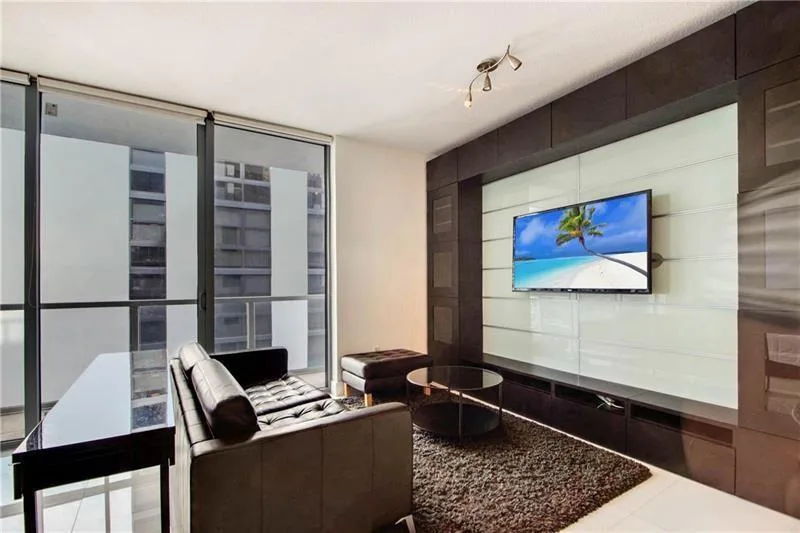 1050 Brickell Avenue # 3222, Miami, FL 33131 photo 3