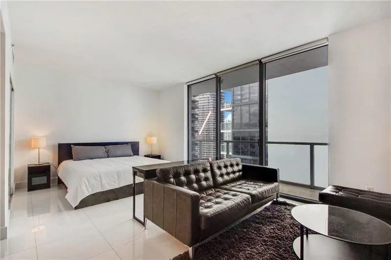 1050 Brickell Avenue # 3222, Miami, FL 33131 photo 4