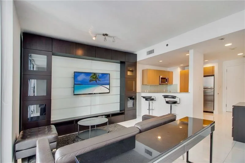 1050 Brickell Avenue # 3222, Miami, FL 33131 photo 5