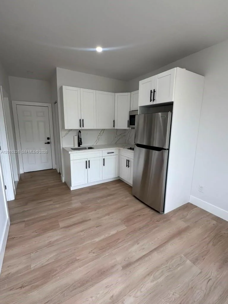 2425 SW 6th St # 1, Miami, FL 33135 photo 7