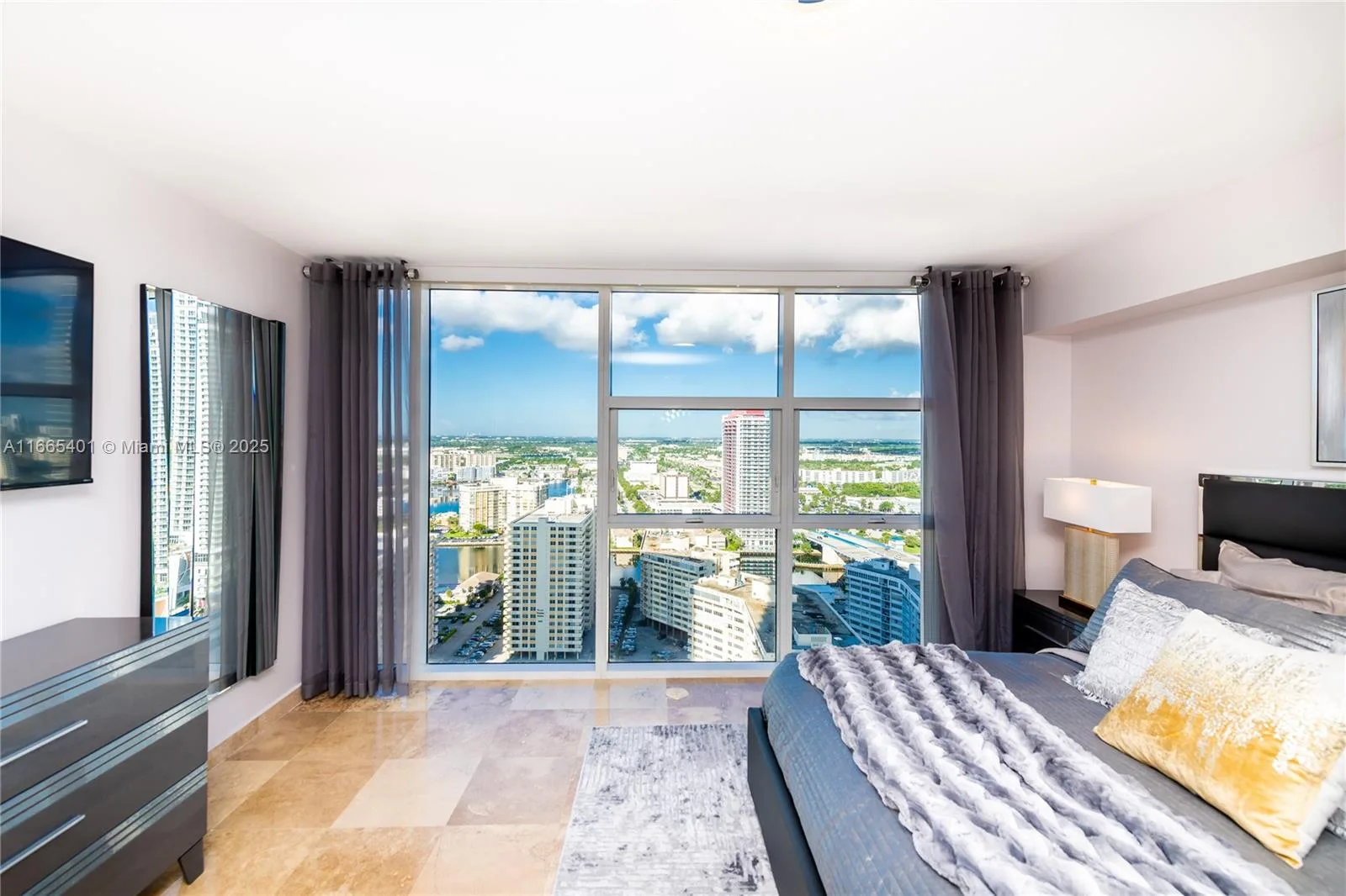 1830 S Ocean Dr # 2907, Hallandale Beach, FL 33009 photo 4