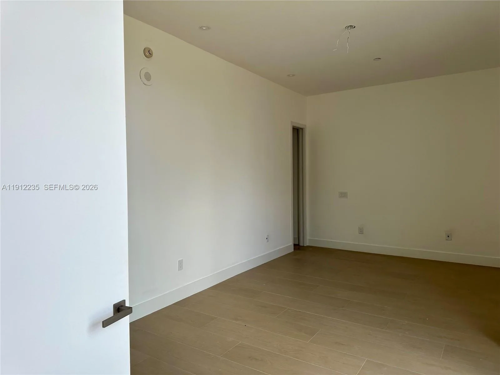 881 OCEAN DR # L3, Key Biscayne, FL 33149 photo 12