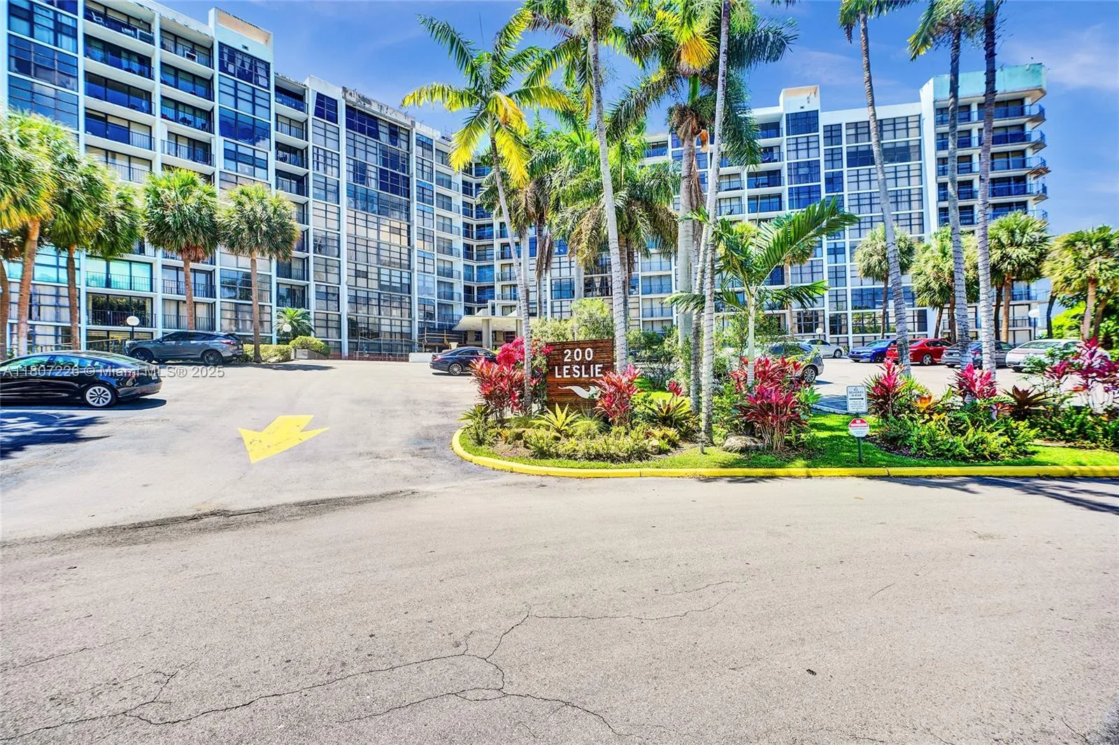 200 Leslie Dr # 1031, Hallandale Beach, FL 33009