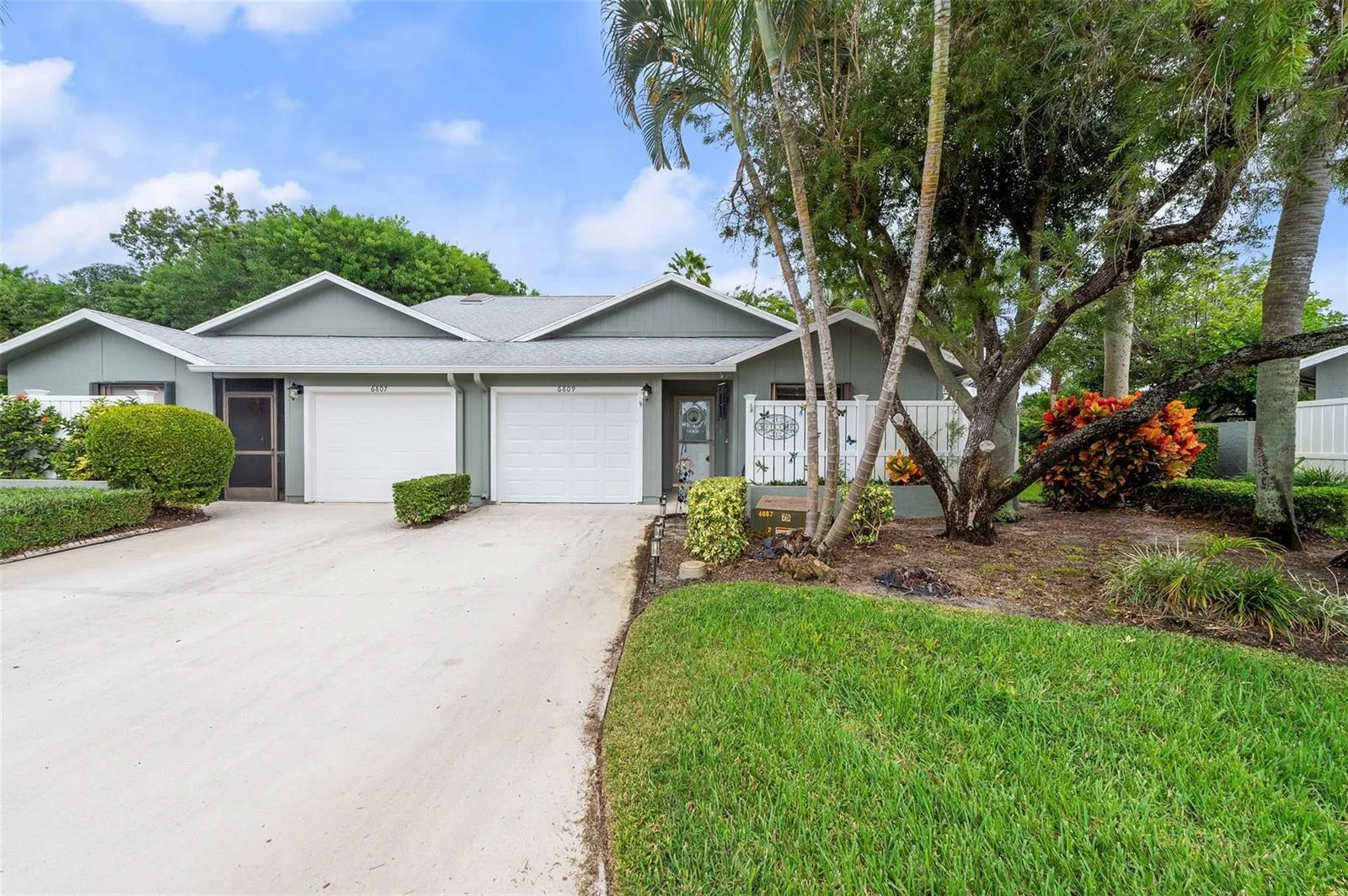 6809 SE Yorktown Drive, Hobe Sound, FL 33455